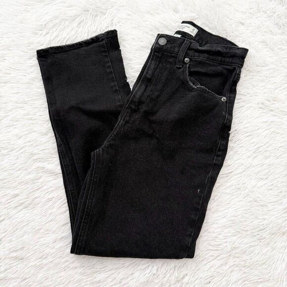 Abercrombie & Fitch Ankle Straight Ultra High Rise Distressed Jeans Black 26/2 - Picture 1 of 8